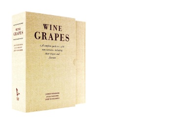 Wine Grapes by Jancis Robinson MW, Julia Harding MW and José Vouillamoz